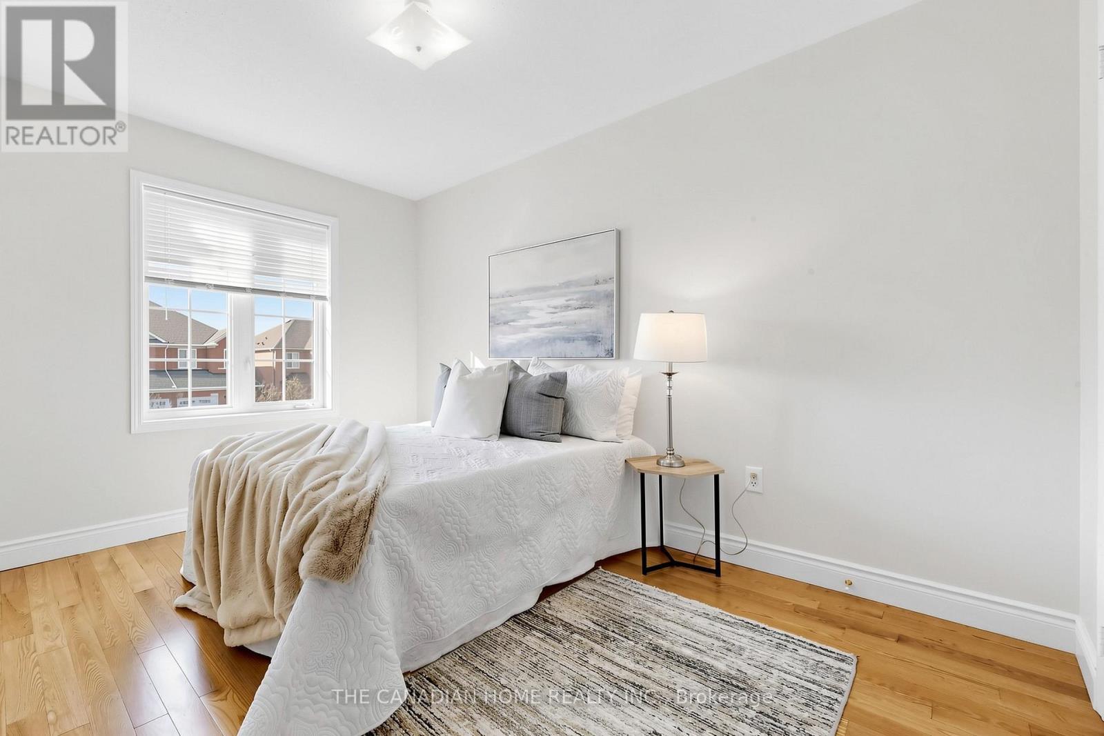 3470 Angel Pass Drive, Mississauga, ON - Indoor Photo Showing Bedroom