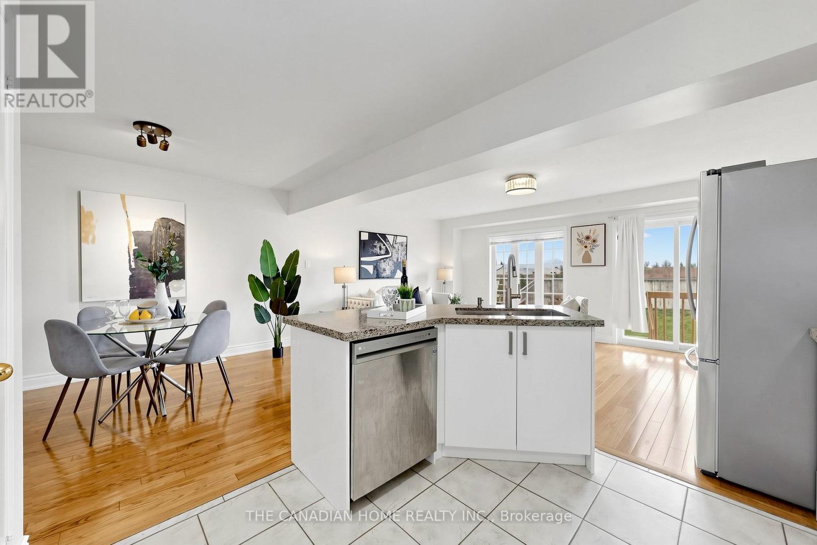 3470 Angel Pass Drive, Mississauga, ON - Indoor