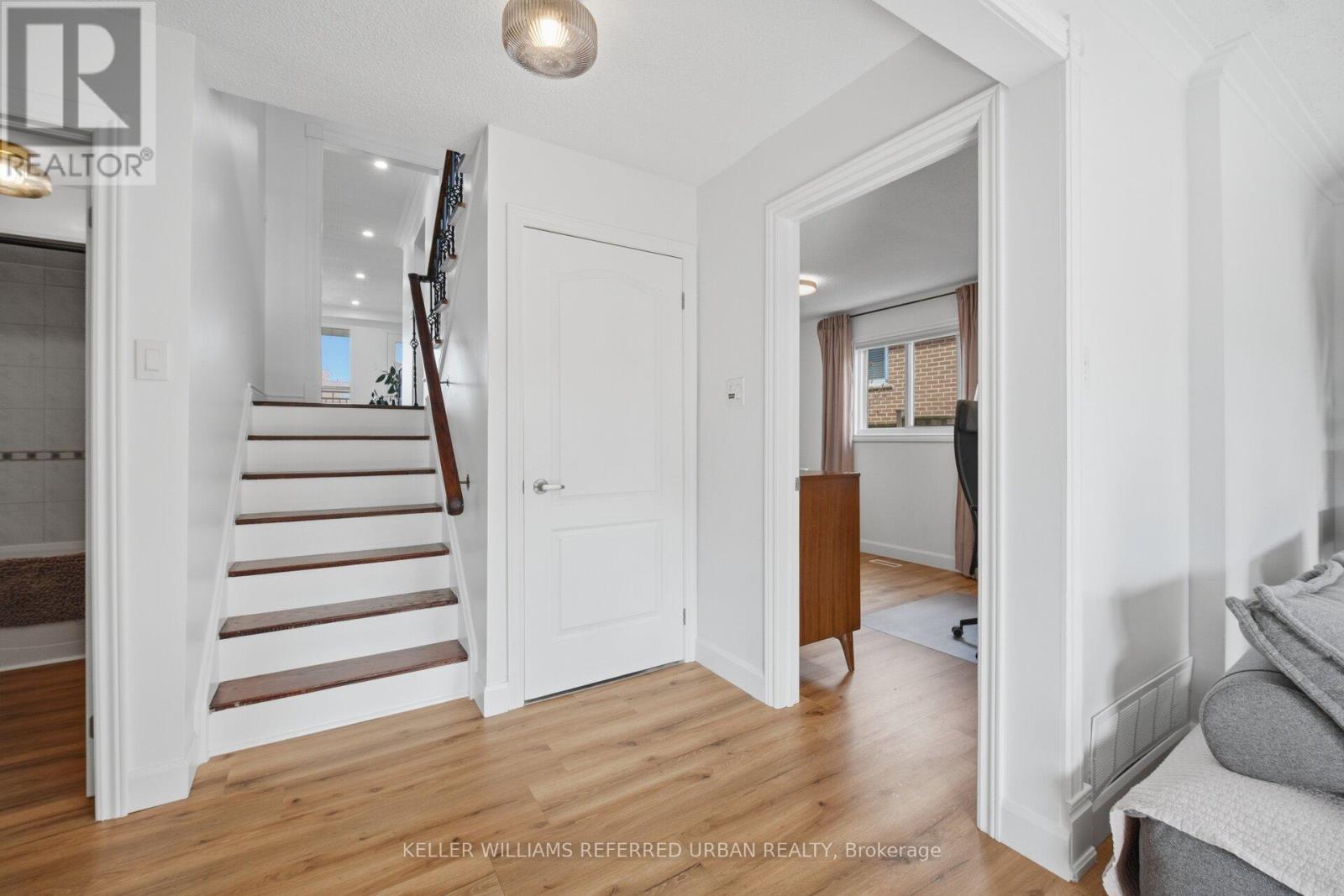 4135 Dunmow Crescent, Mississauga, ON - Indoor Photo Showing Other Room