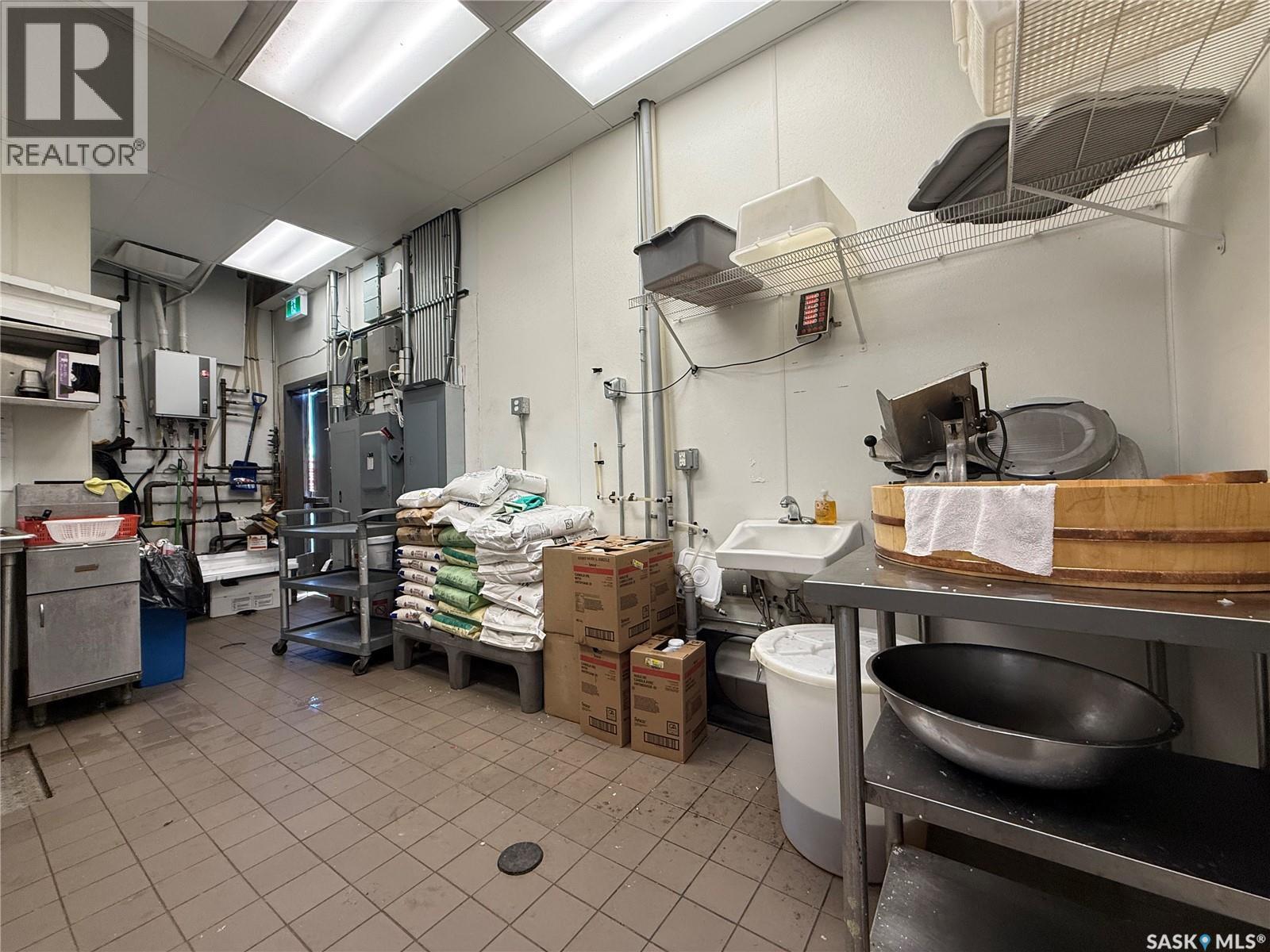 5885 Rochdale Boulevard, Regina, SK