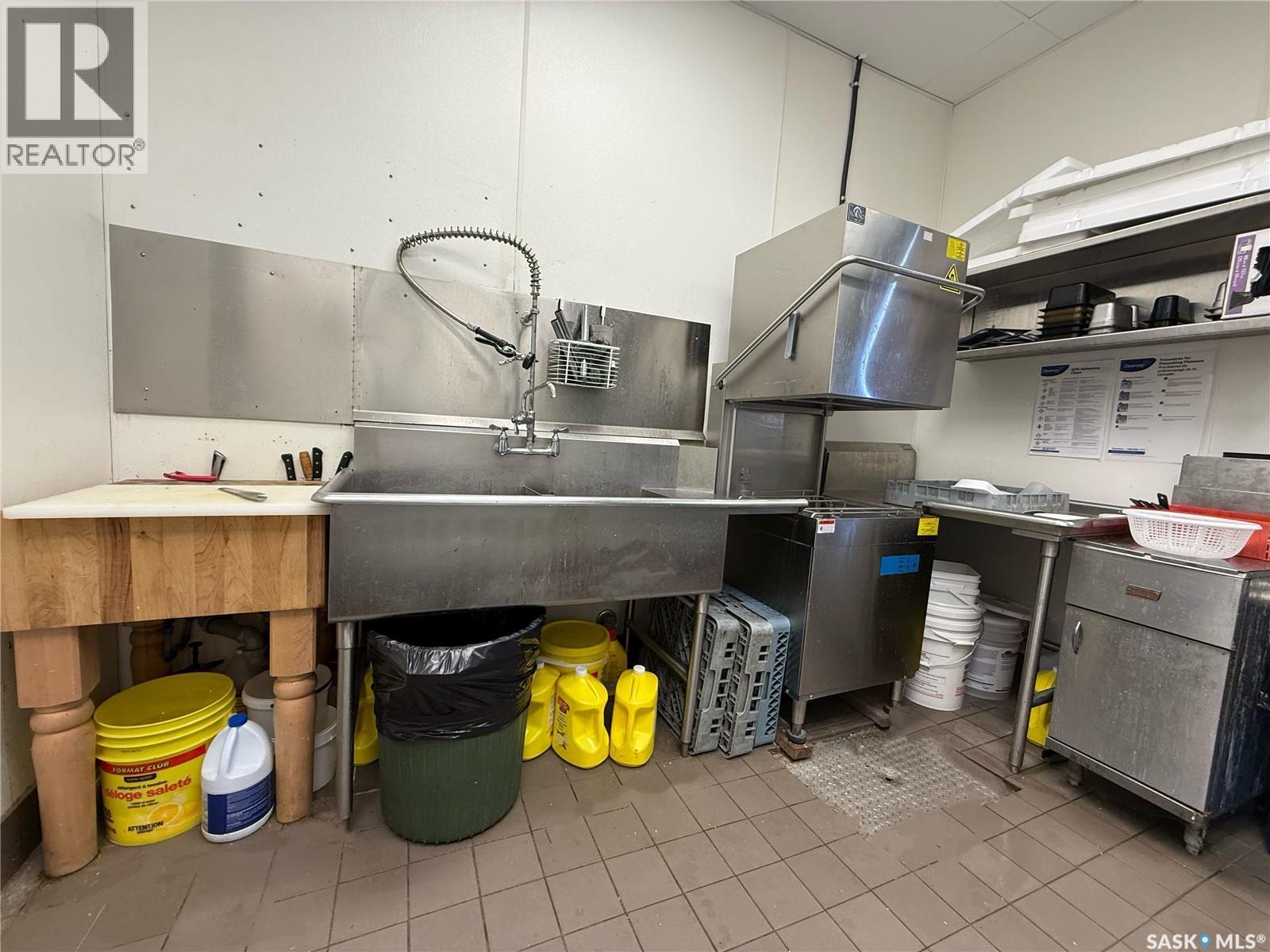 5885 Rochdale Boulevard, Regina, SK