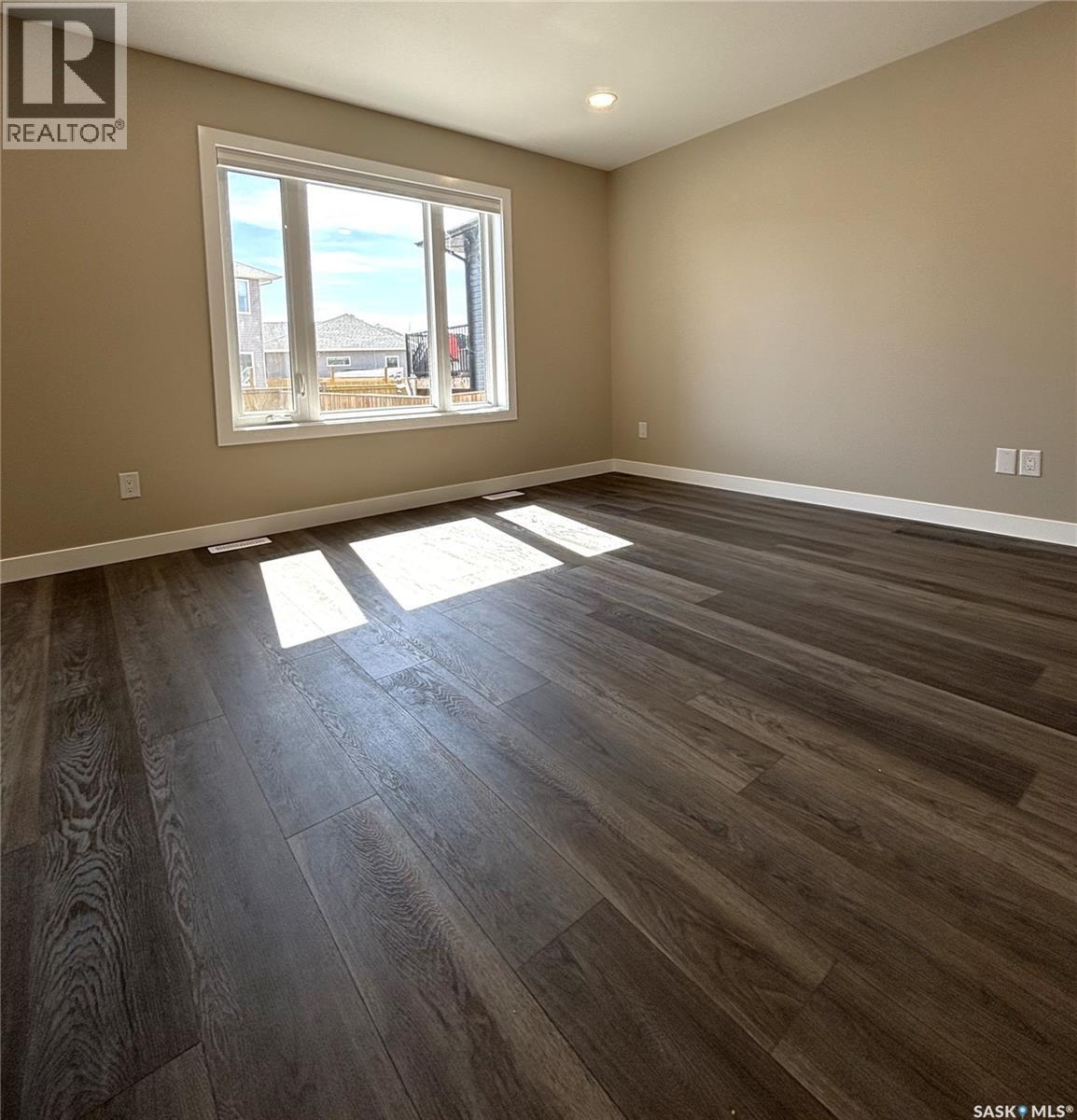 371 Childers Crescent, Saskatoon, SK - Indoor Photo Showing Other Room