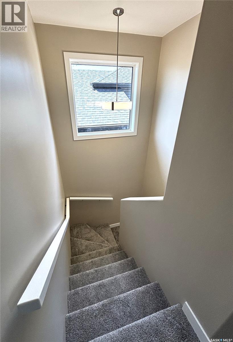 371 Childers Crescent, Saskatoon, SK - Indoor Photo Showing Other Room