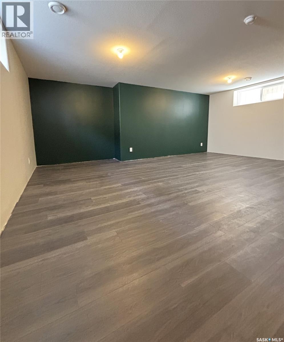 371 Childers Crescent, Saskatoon, SK - Indoor Photo Showing Other Room