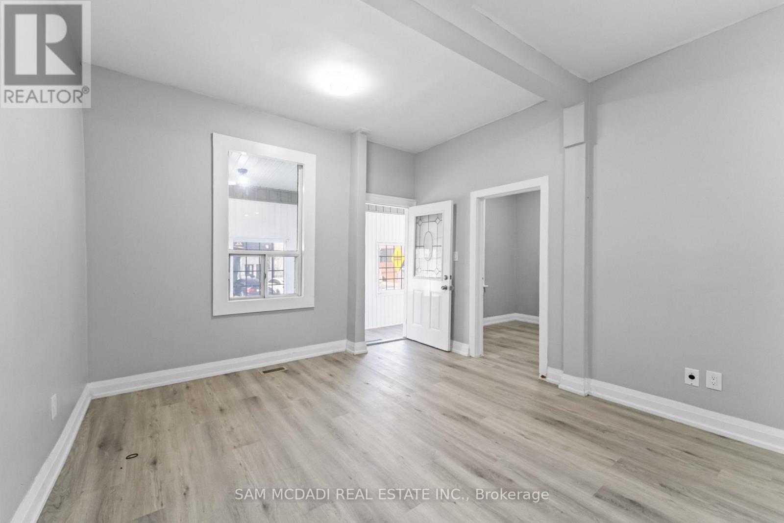 266 Beach Road, Hamilton, ON - Indoor Photo Showing Other Room