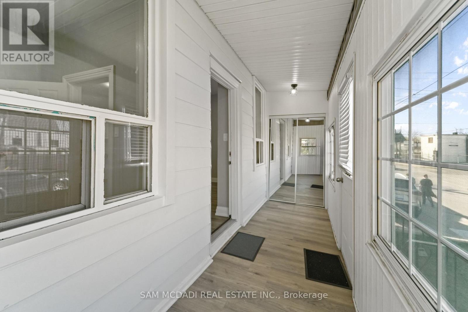 266 Beach Road, Hamilton, ON - Photo Showing Other Room