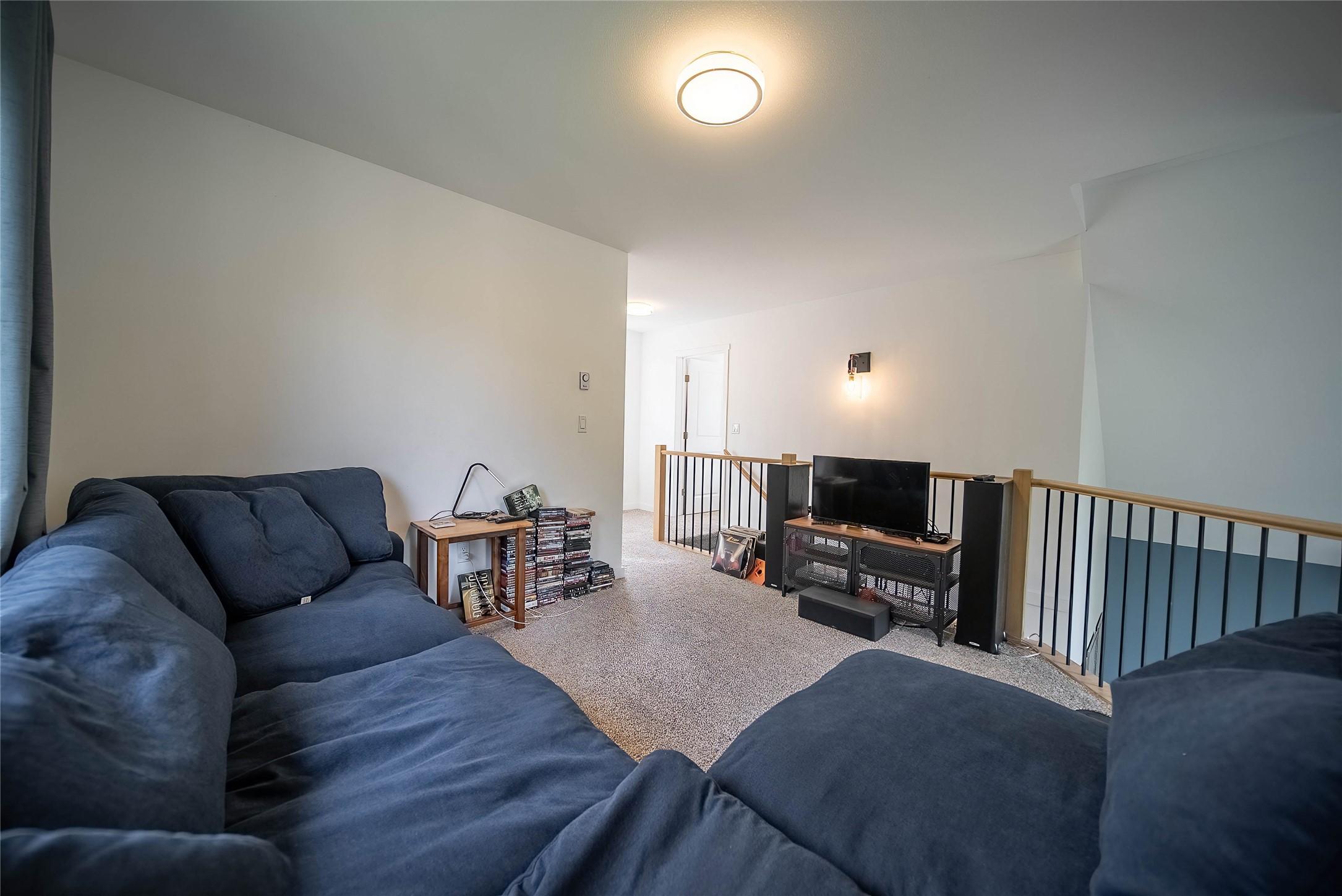 9934 Osprey Landing Drive, Wardner, BC - Indoor Photo Showing Other Room
