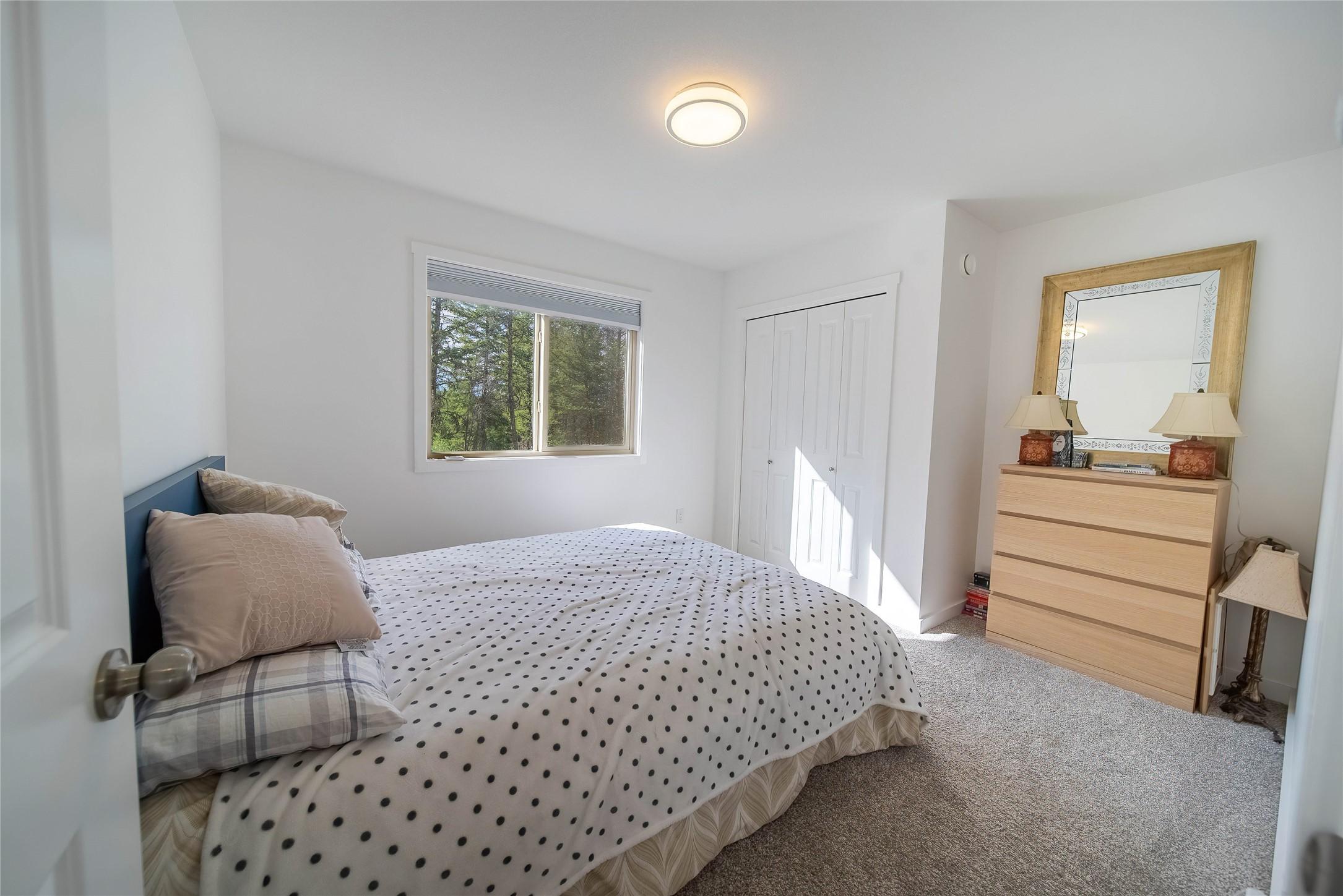 9934 Osprey Landing Drive, Wardner, BC - Indoor Photo Showing Bedroom