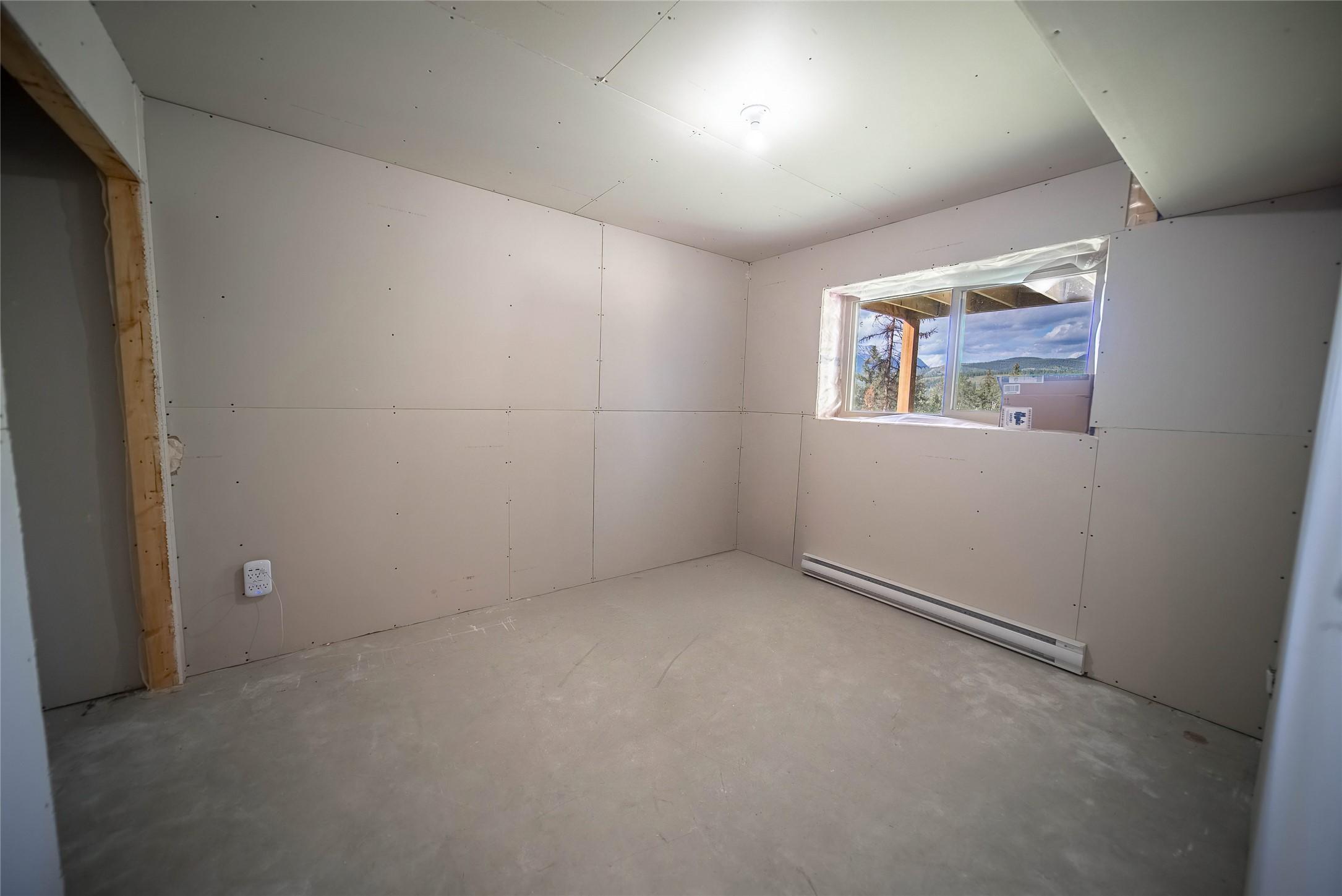 9934 Osprey Landing Drive, Wardner, BC - Indoor