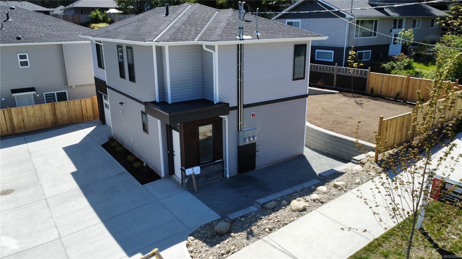 163 Alberta Rd, Nanaimo, BC