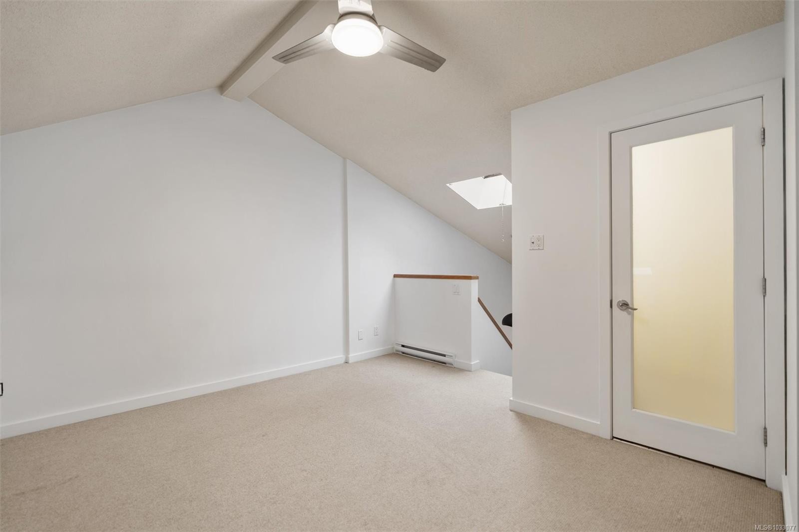 205-2341 Harbour Rd, Sidney, BC