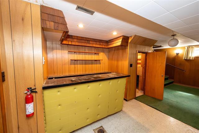 427 Thompson Dr, Winnipeg, MB