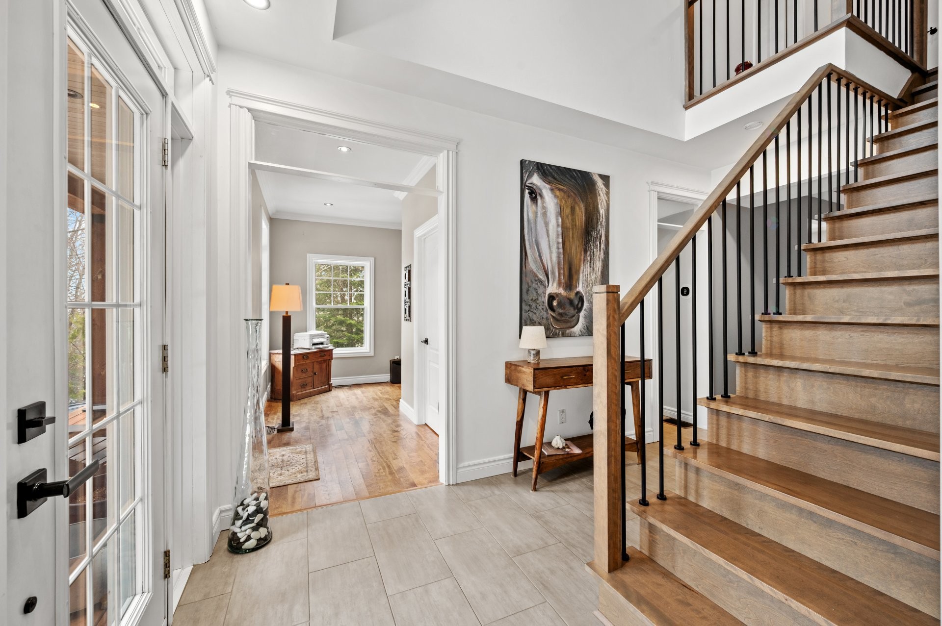 Hall d'entrée/Vestibule - 74 Rue Balmoral, Morin-Heights, QC - Indoor Photo Showing Other Room