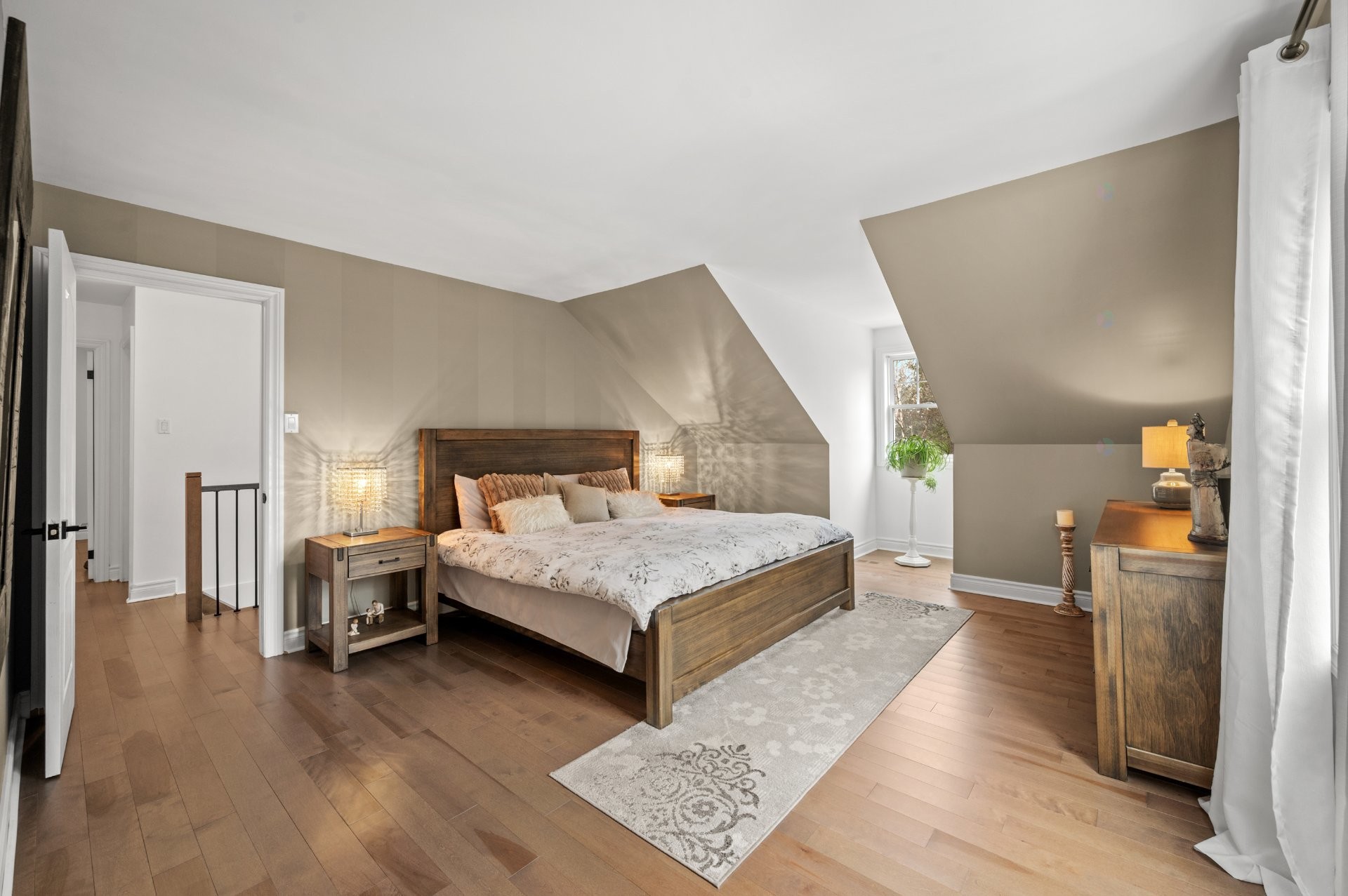 Chambre à coucher principale - 74 Rue Balmoral, Morin-Heights, QC - Indoor Photo Showing Bedroom