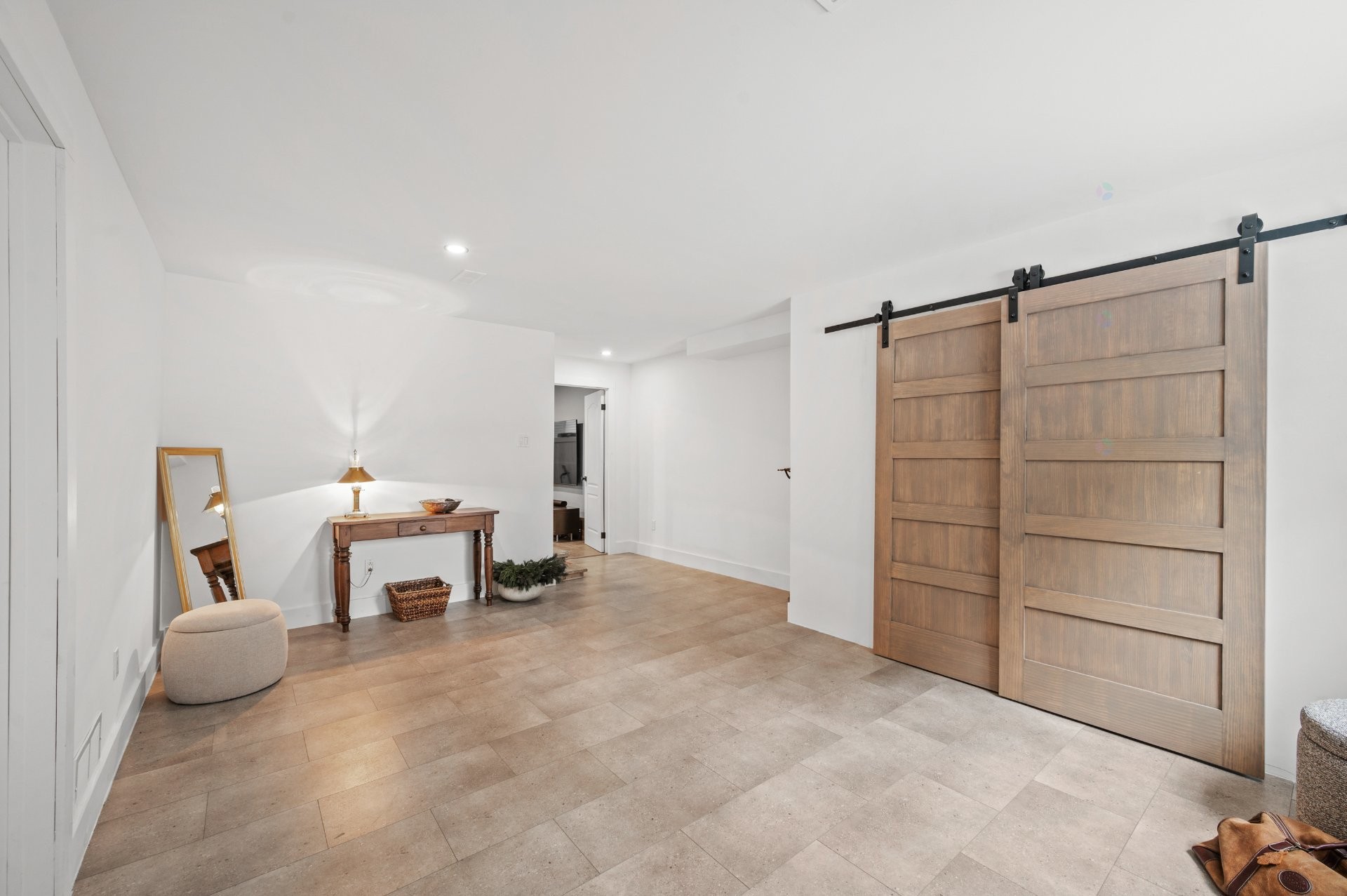 Salle de jeux - 74 Rue Balmoral, Morin-Heights, QC - Indoor Photo Showing Other Room