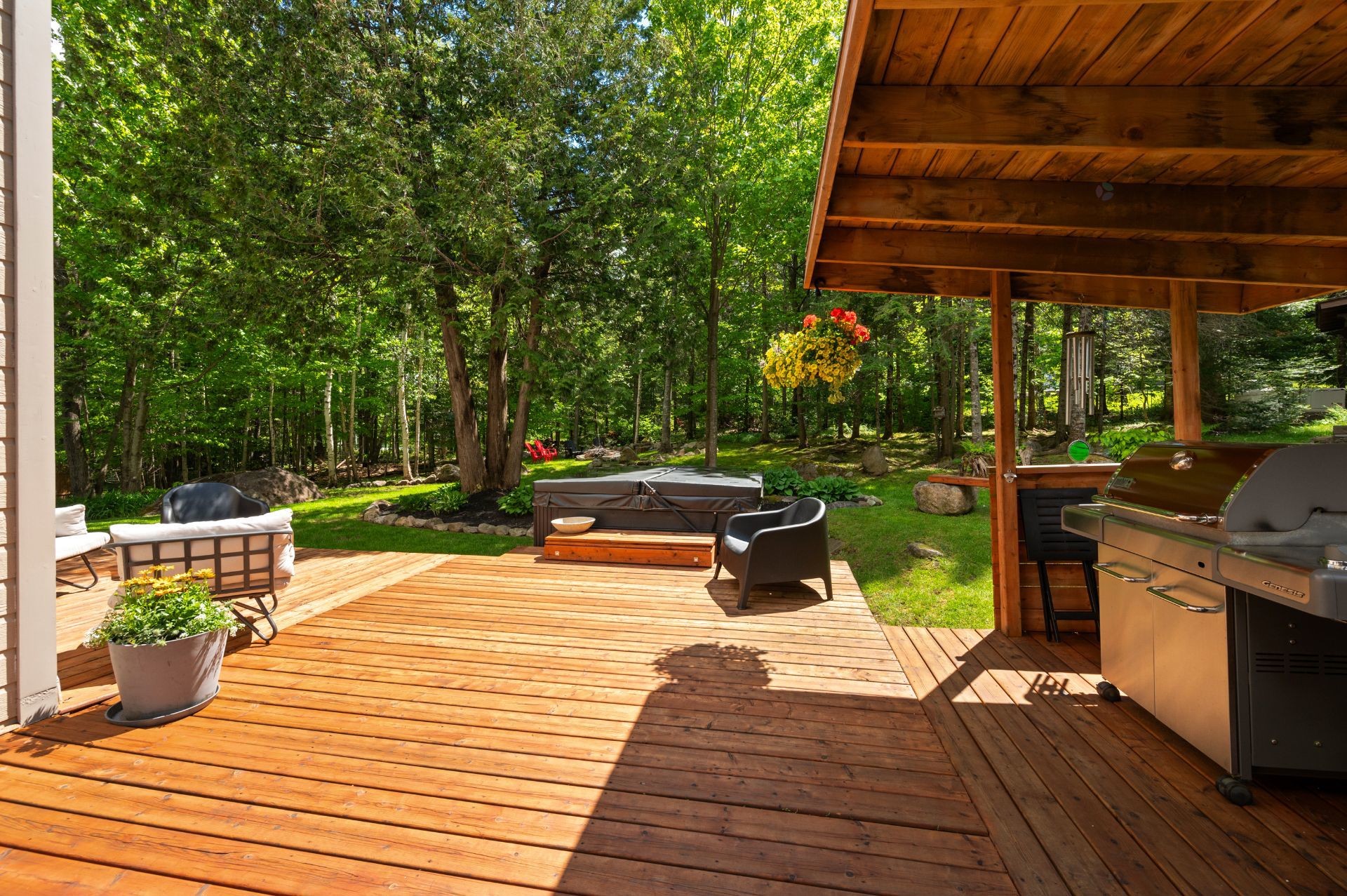 Spa - 74 Rue Balmoral, Morin-Heights, QC - Outdoor With Deck Patio Veranda With Exterior