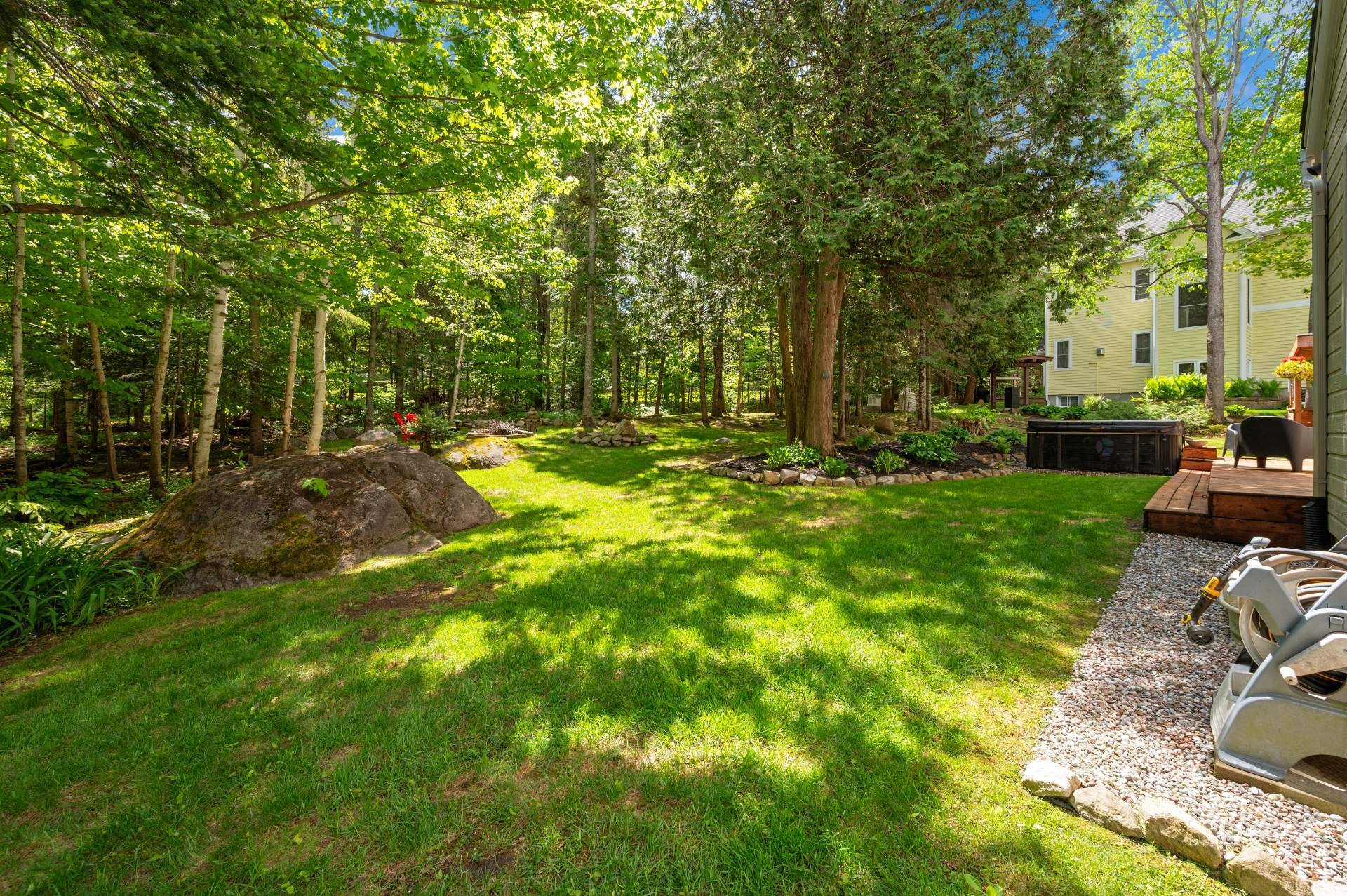 Cour - 74 Rue Balmoral, Morin-Heights, QC - Outdoor