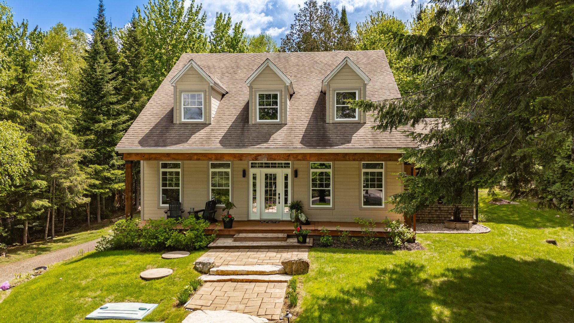 Façade - 74 Rue Balmoral, Morin-Heights, QC - Outdoor
