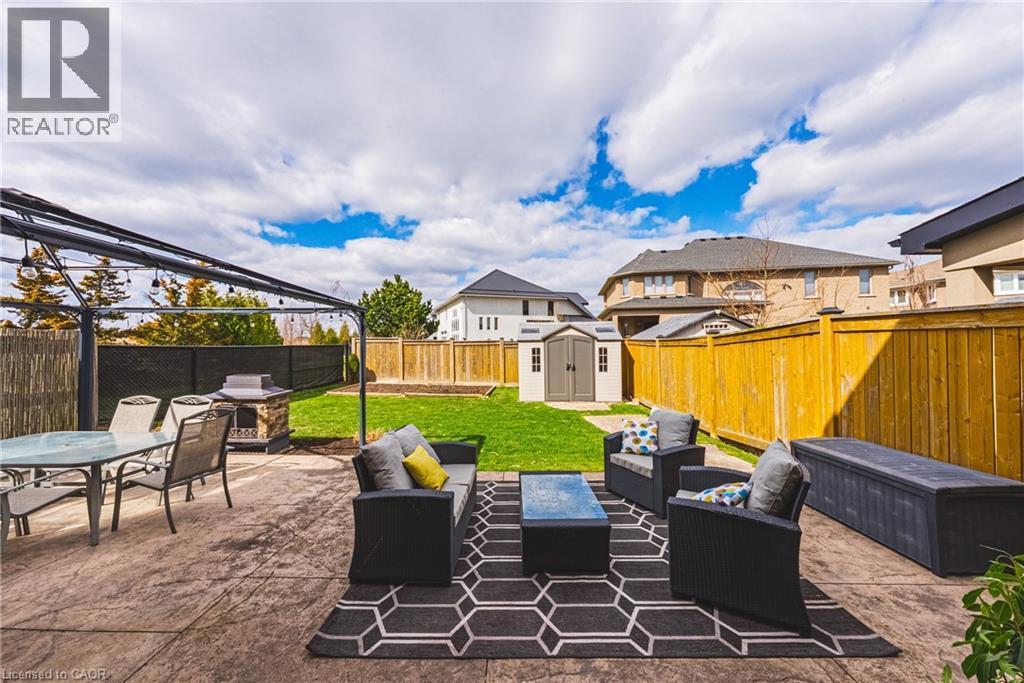 419 Dicenzo Drive, Hamilton, ON - Outdoor With Deck Patio Veranda