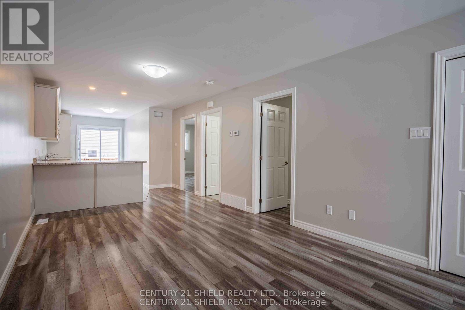 223 Third Street W, Cornwall, ON - Indoor Photo Showing Other Room