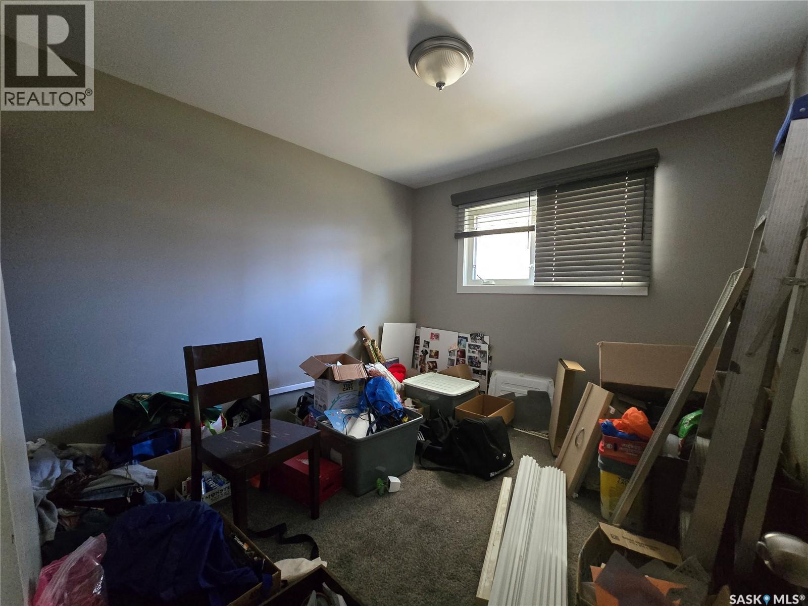 719 3Rd Street E, Assiniboia, SK - Indoor