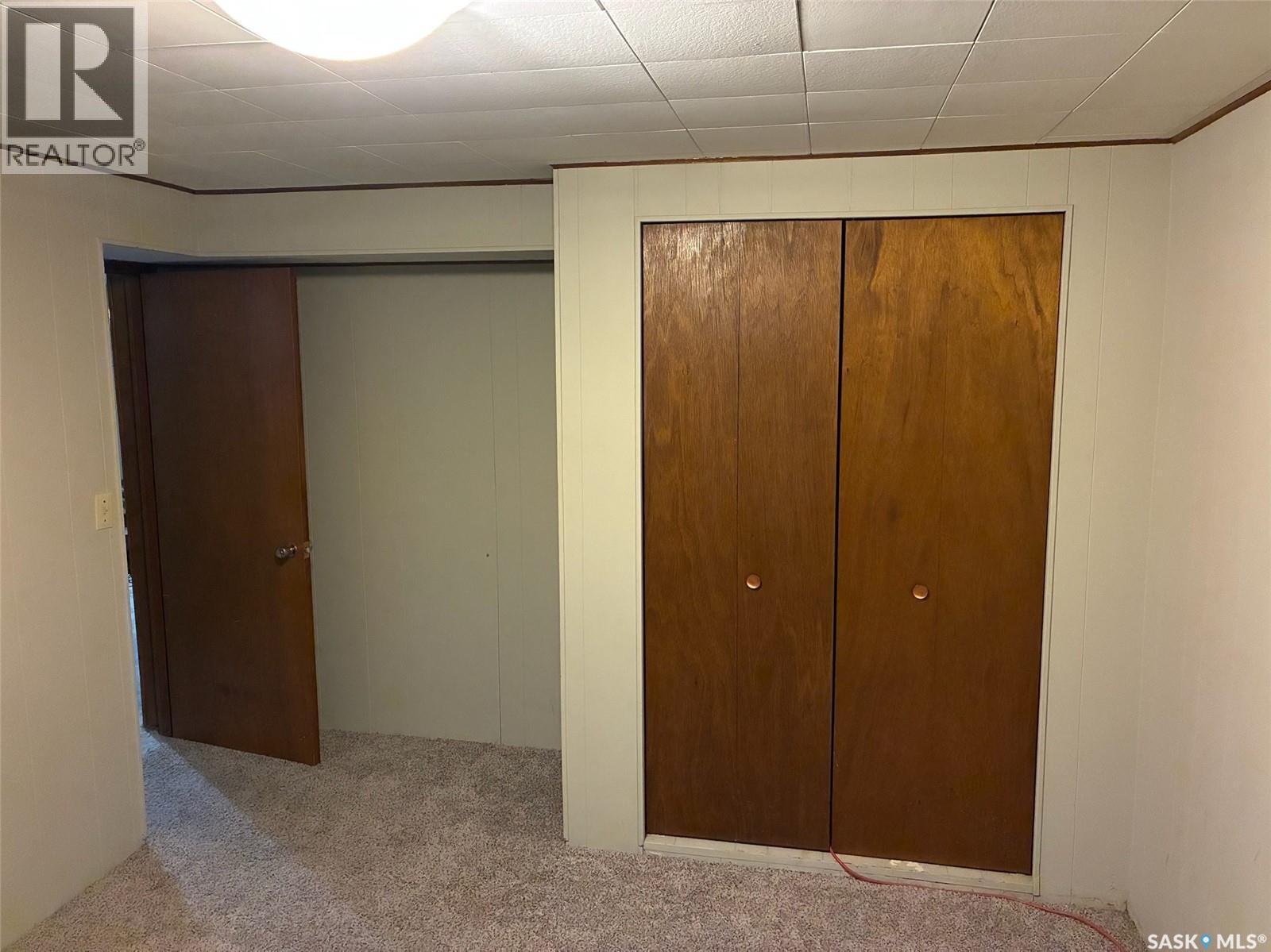 719 3Rd Street E, Assiniboia, SK - Indoor Photo Showing Other Room