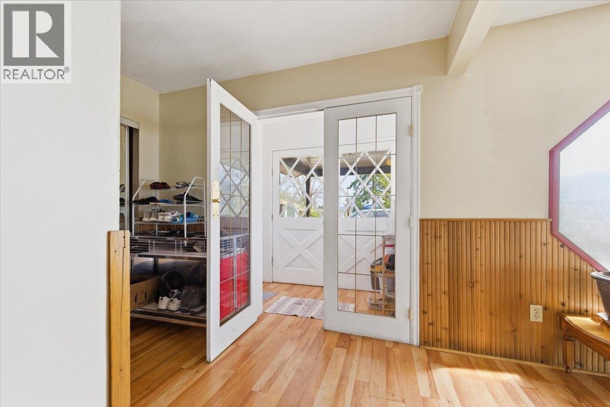 8163 Buchanan Road, Coldstream, BC - Indoor Photo Showing Other Room
