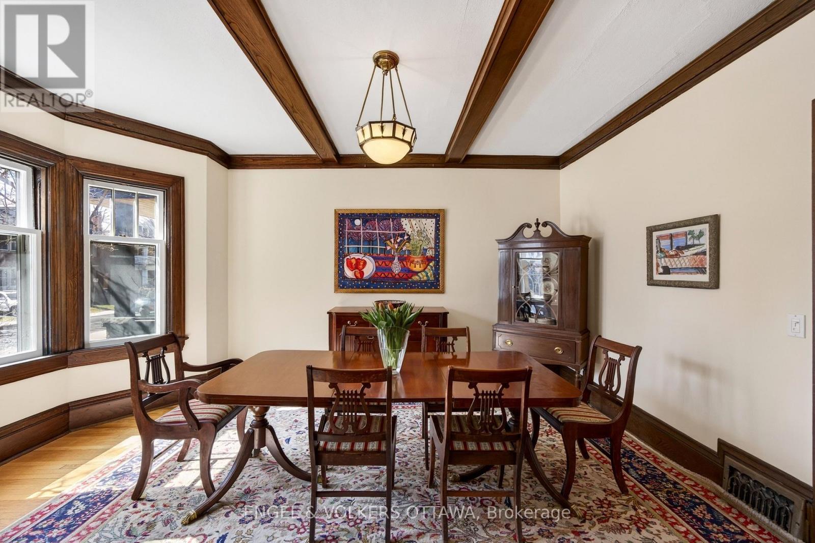 23 Woodlawn Avenue, Ottawa, ON - Indoor Photo Showing Dining Room