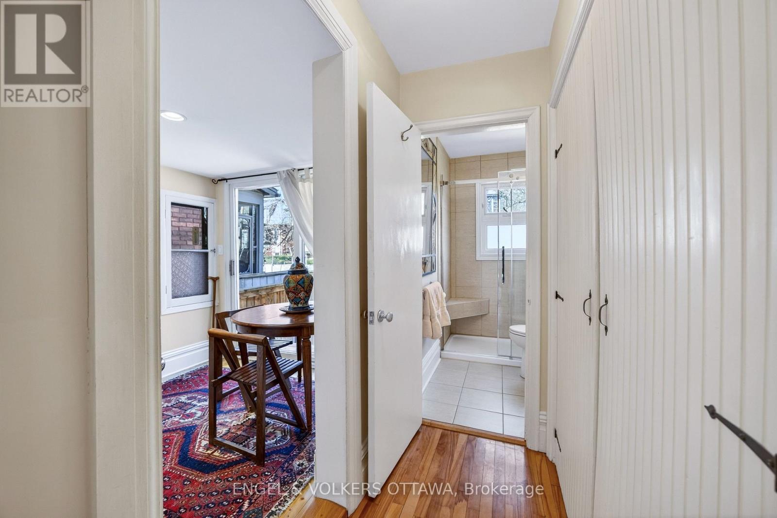 23 Woodlawn Avenue, Ottawa, ON - Indoor Photo Showing Other Room