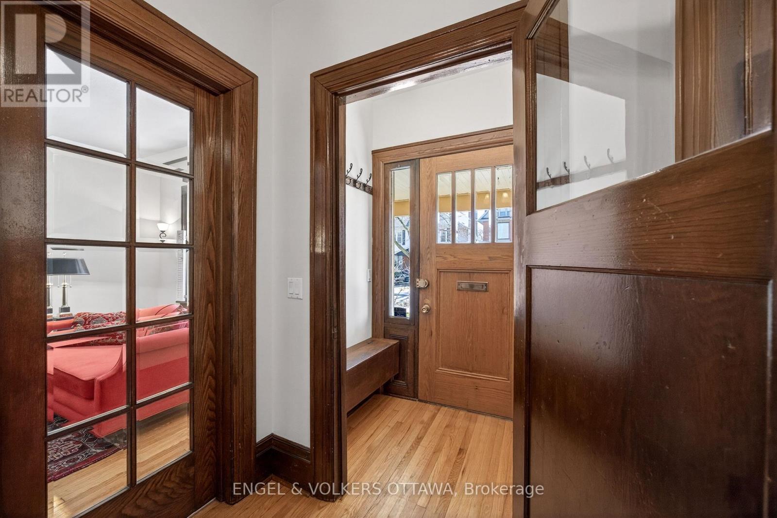 23 Woodlawn Avenue, Ottawa, ON - Indoor Photo Showing Other Room