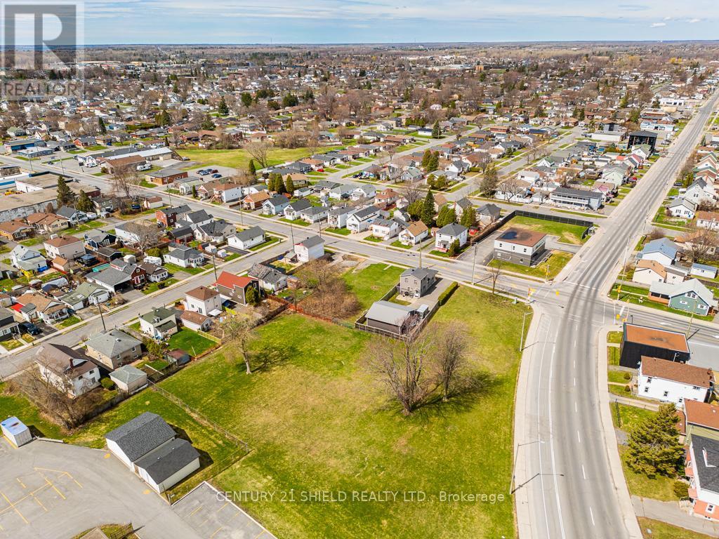 20 Eleventh Street W, Cornwall, ON