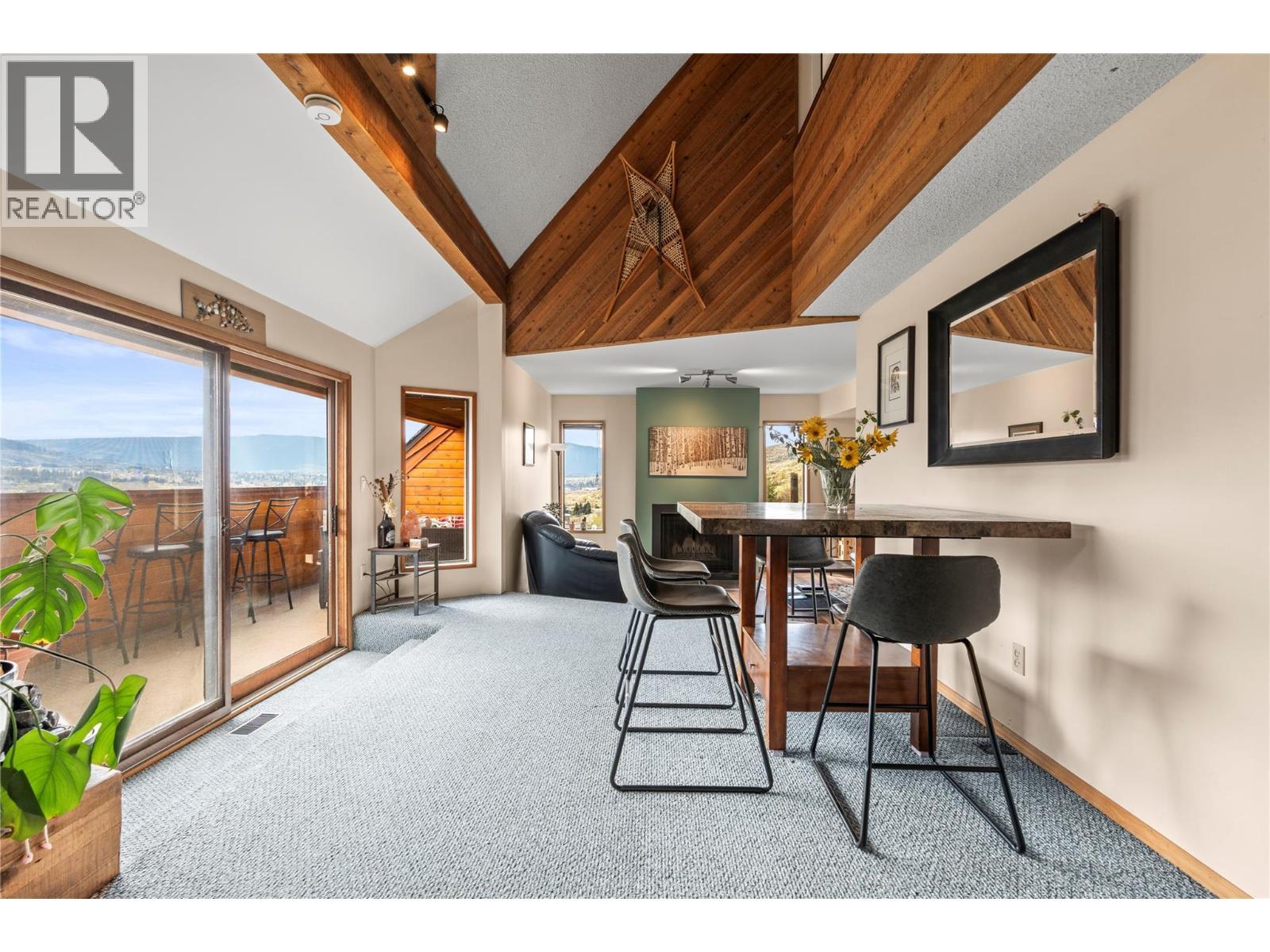 6515 Eagle Road, Vernon, BC - Indoor Photo Showing Other Room