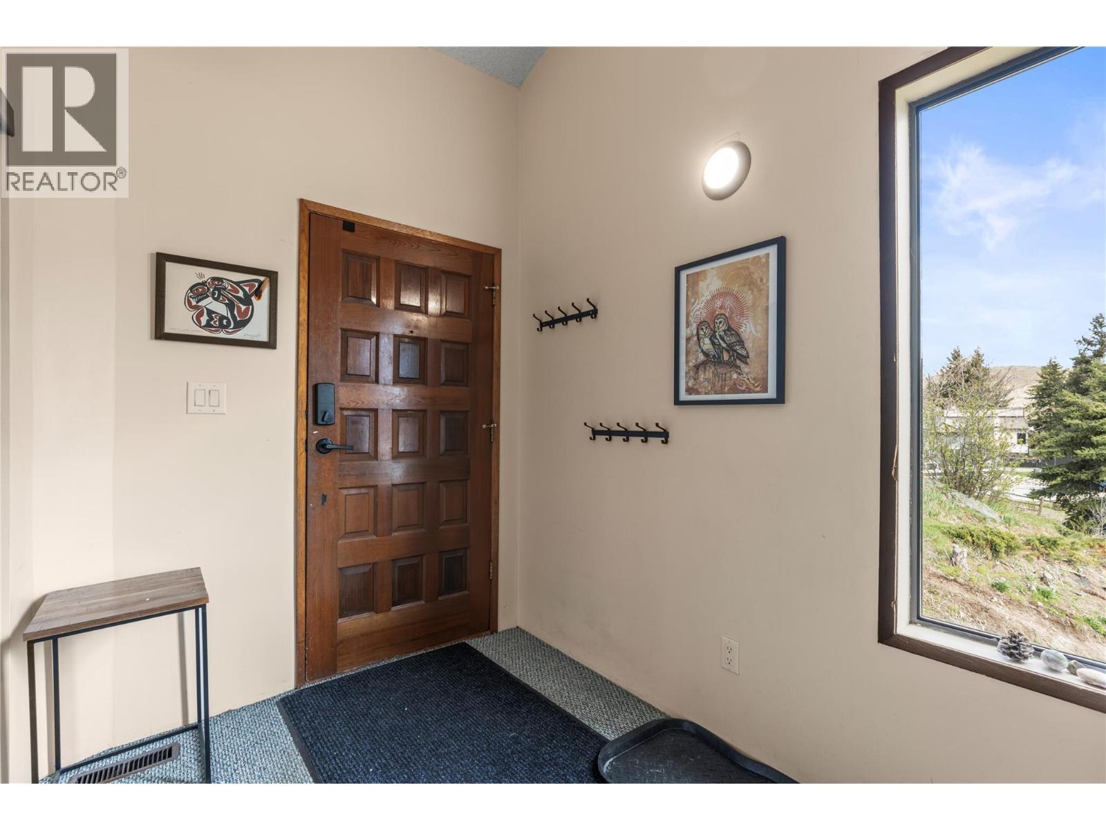 6515 Eagle Road, Vernon, BC - Indoor Photo Showing Other Room