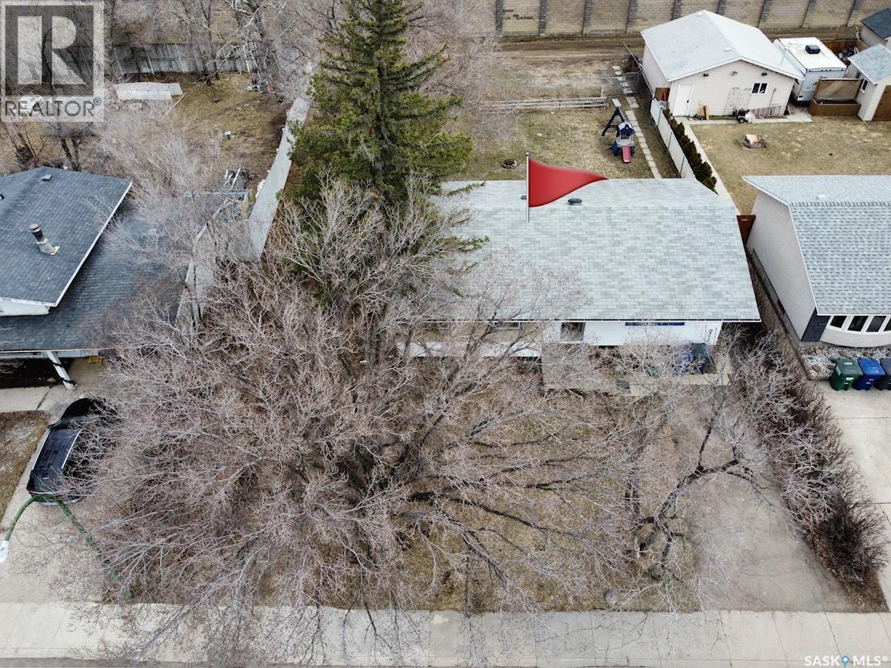 190 Carleton Drive, Saskatoon, SK - Outdoor