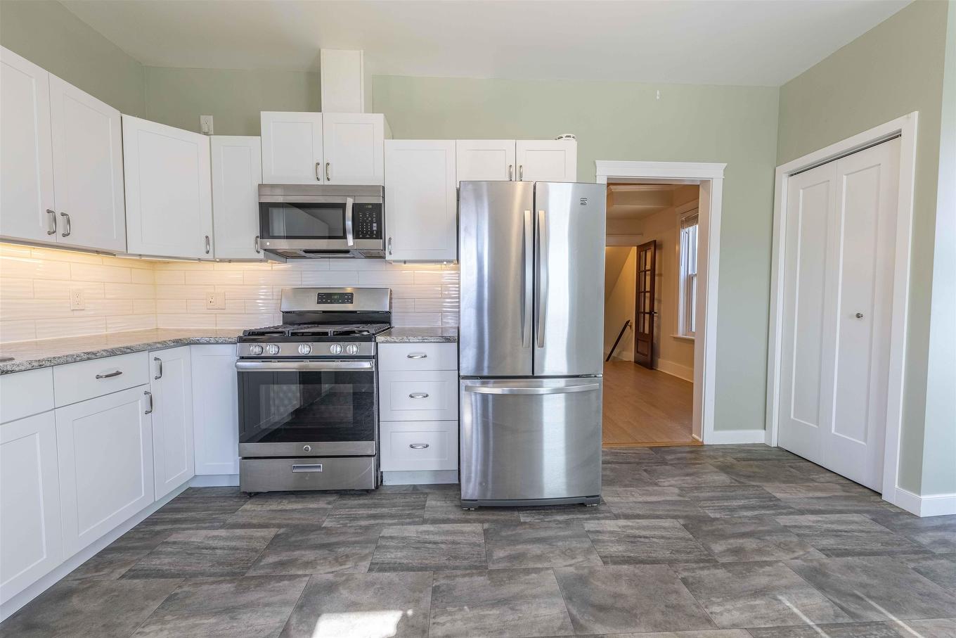 151 Secord St, Thunder Bay, ON - Indoor Photo Showing Kitchen