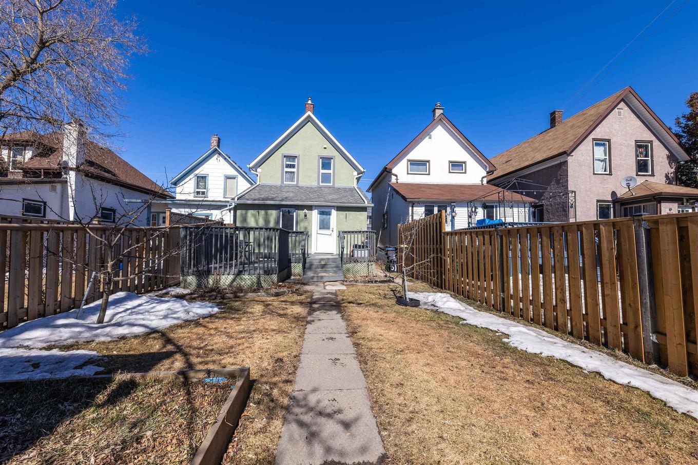 151 Secord St, Thunder Bay, ON - Outdoor With Deck Patio Veranda