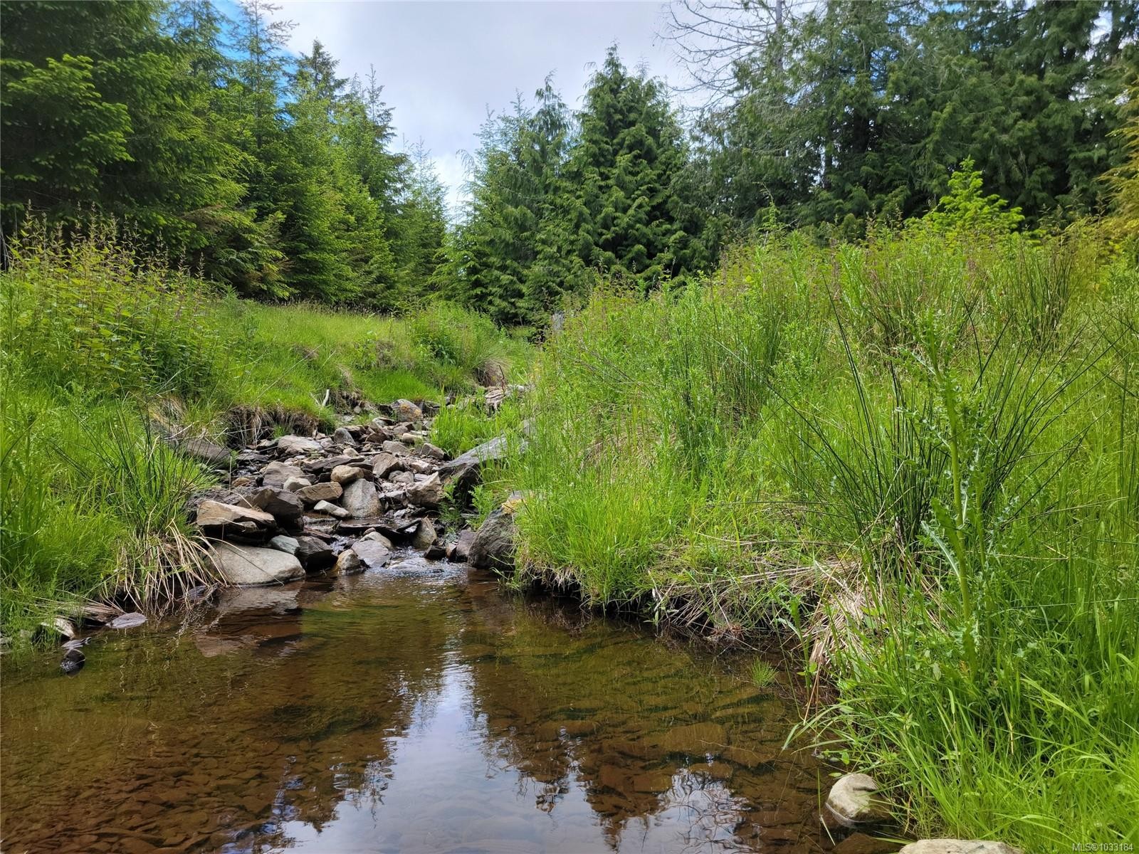 345 Skywater Dr, Salt Spring, BC