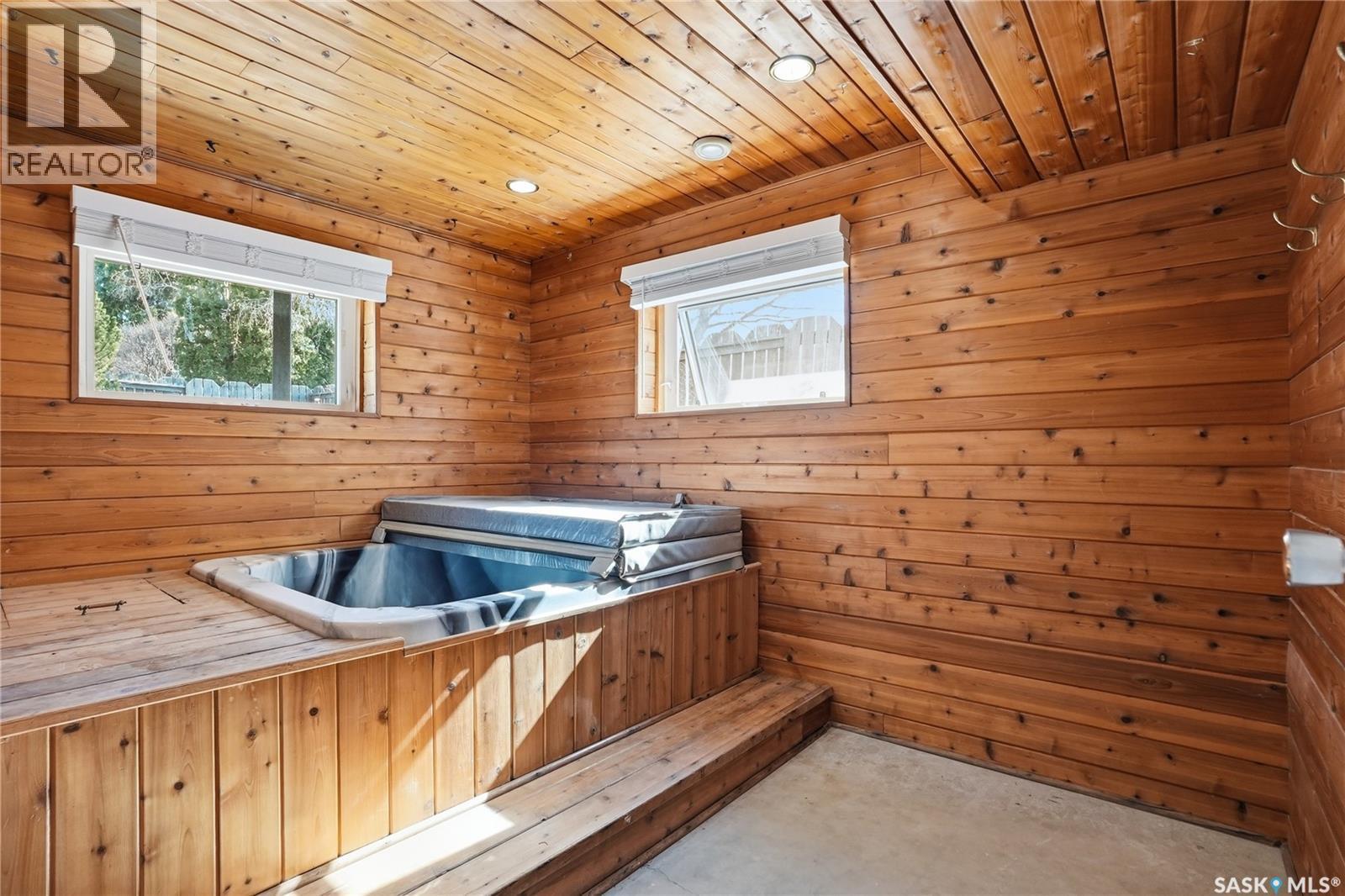 107 Armstrong Crescent, Saskatoon, SK - Indoor Photo Showing Other Room