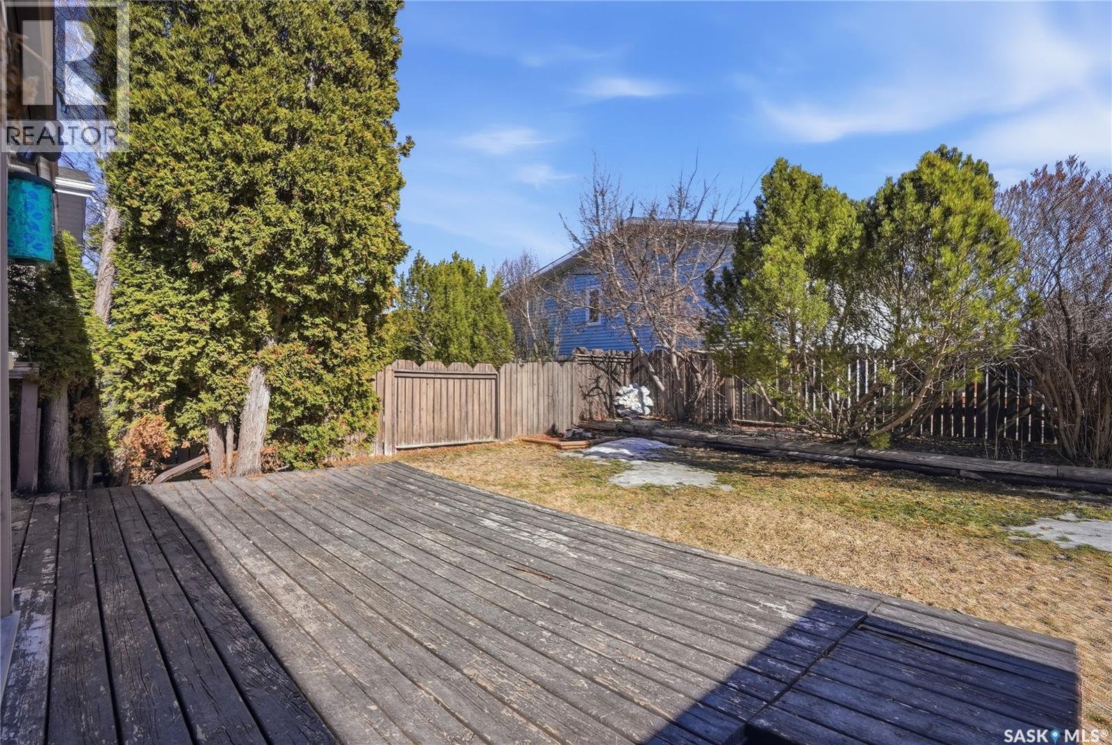 107 Armstrong Crescent, Saskatoon, SK - Outdoor With Deck Patio Veranda
