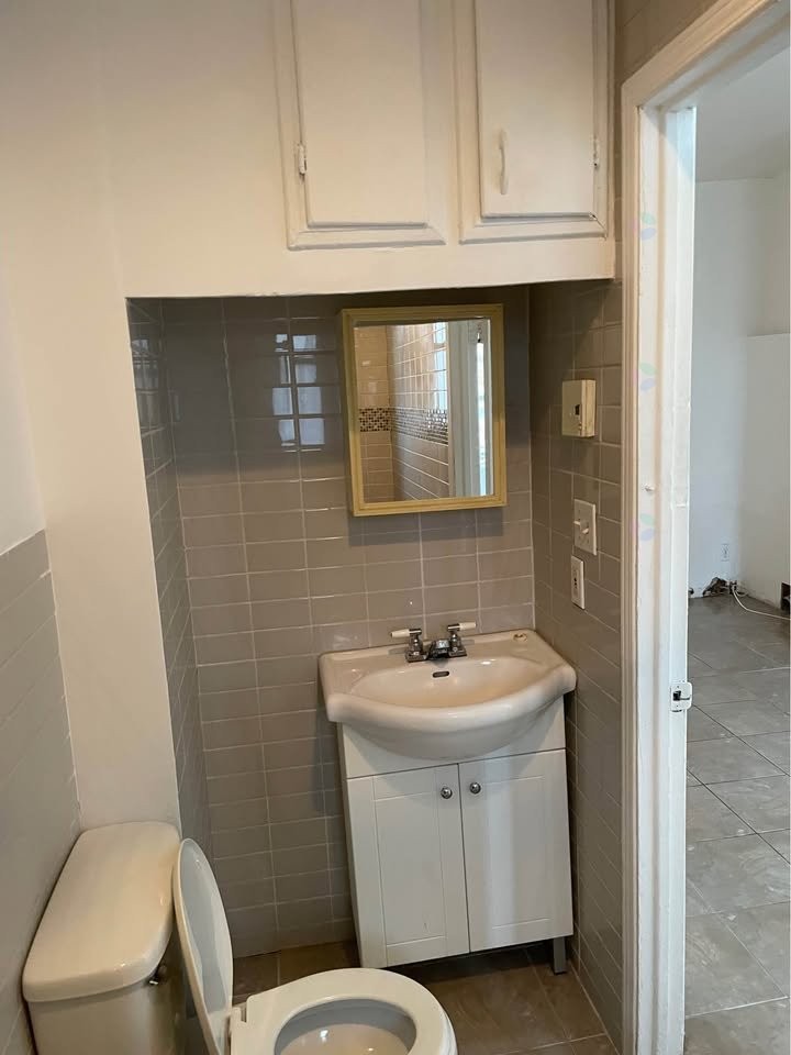 Bathroom - 5565 4E Avenue, Montréal (Rosemont/La Petite-Patrie), QC - Indoor Photo Showing Bathroom