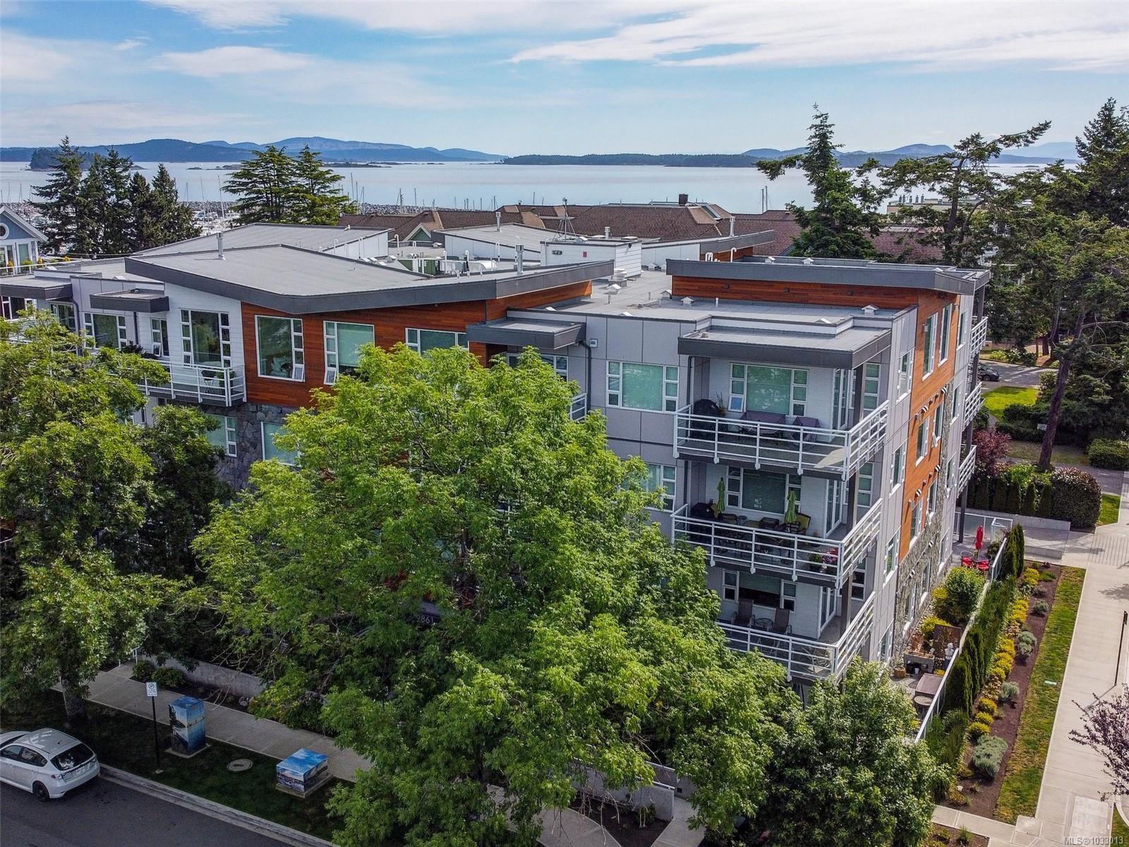 206-9861 Third St, Sidney, BC - Outdoor With Body Of Water With View