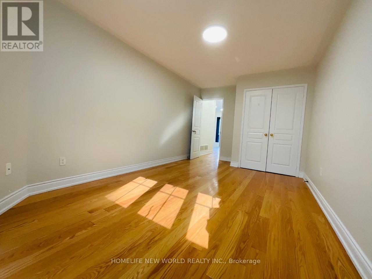 First Floor & Basement - 31 John Allan Cameron Street, Markham, ON - Indoor Photo Showing Other Room