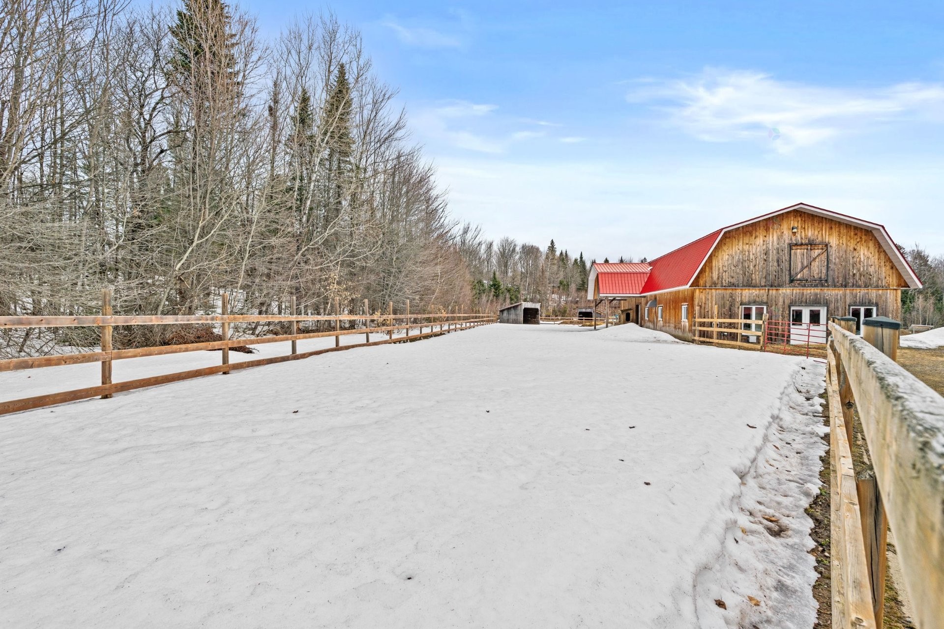 Écurie - 1131 Ch. De Lanaudière, Saint-Didace, QC