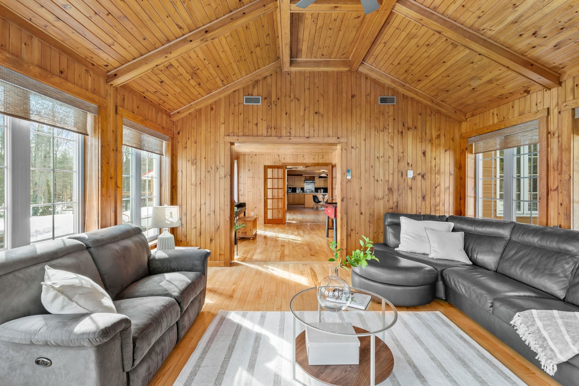 Salon - 1131 Ch. De Lanaudière, Saint-Didace, QC