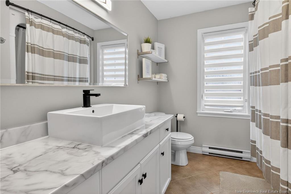 45 Hampton Dr, Moncton, NB