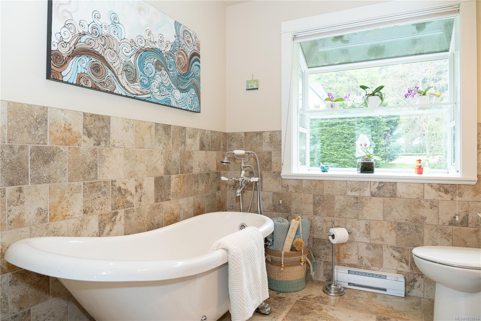 1067 Herd Rd, Duncan, BC