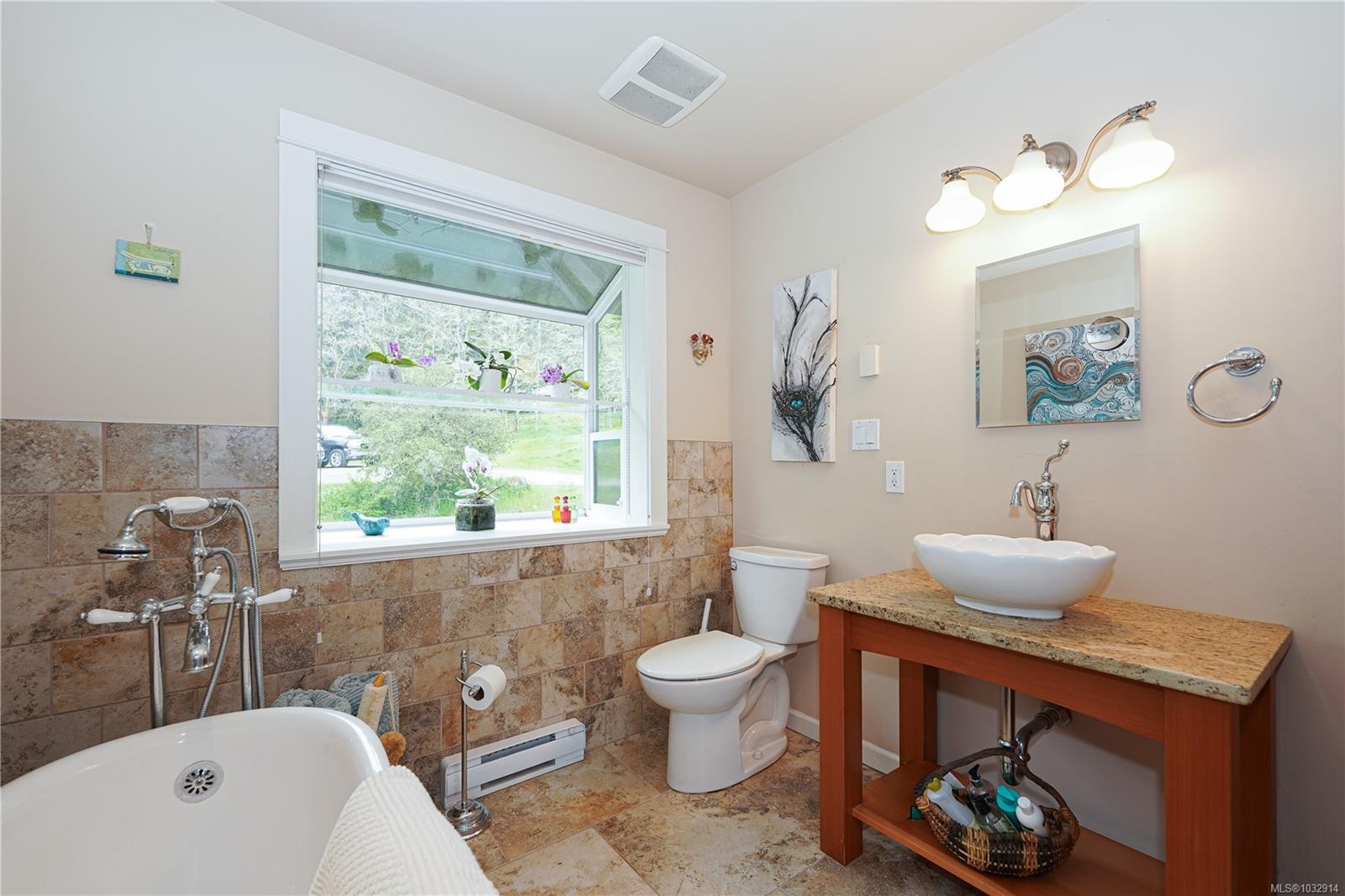 1067 Herd Rd, Duncan, BC