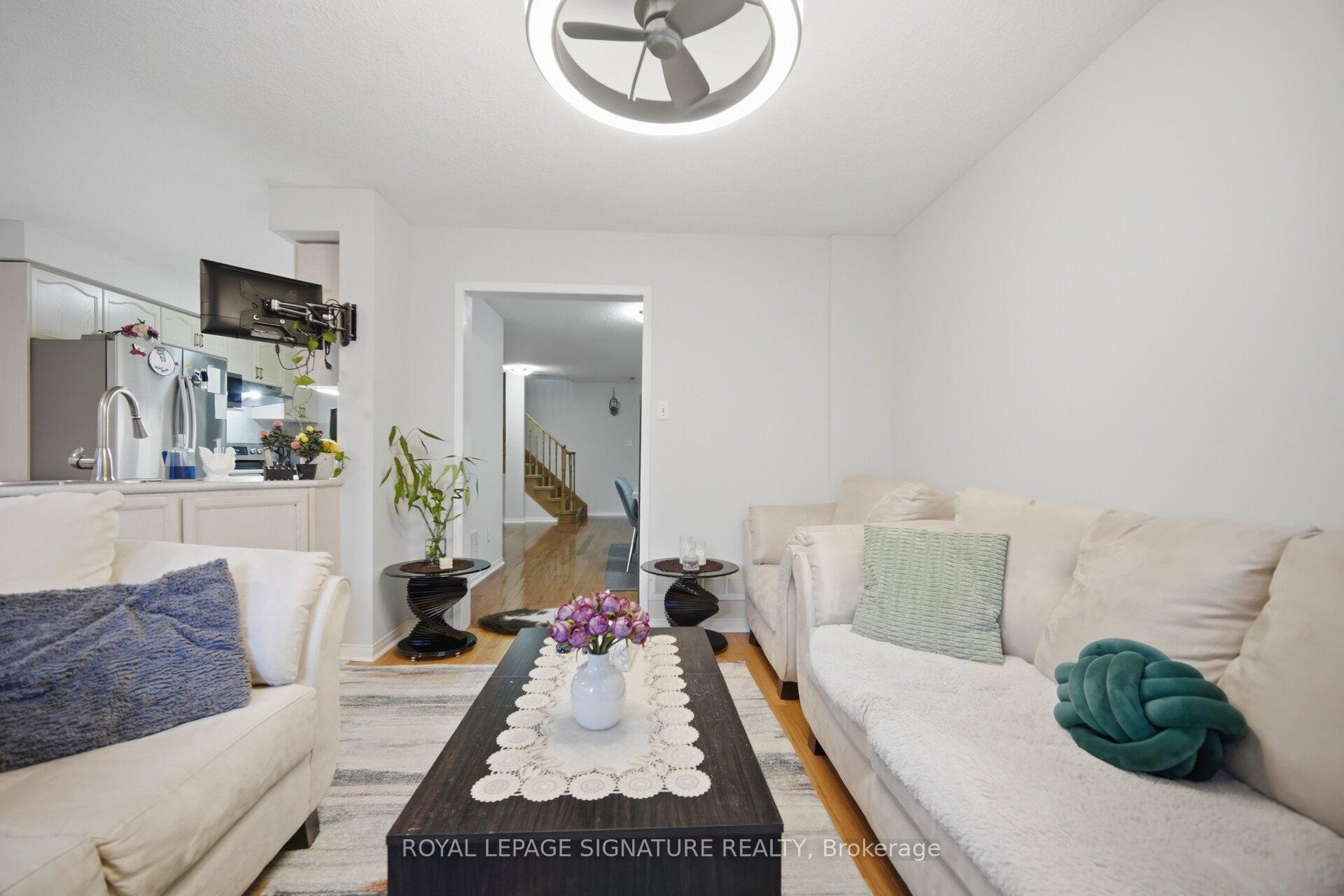 588 Rossellini Drive, Mississauga, ON - Indoor