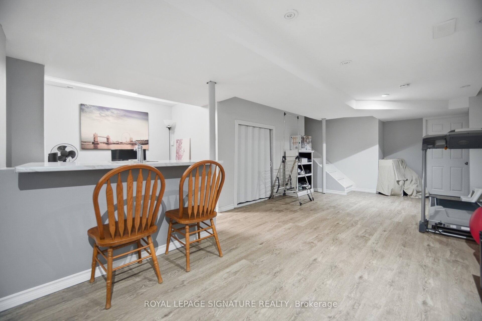 588 Rossellini Drive, Mississauga, ON - Indoor