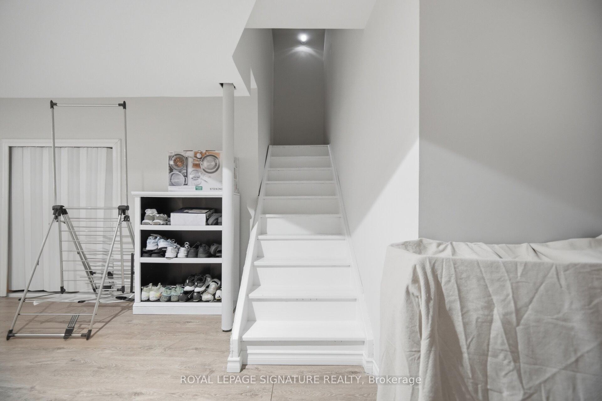 588 Rossellini Drive, Mississauga, ON - Indoor Photo Showing Other Room